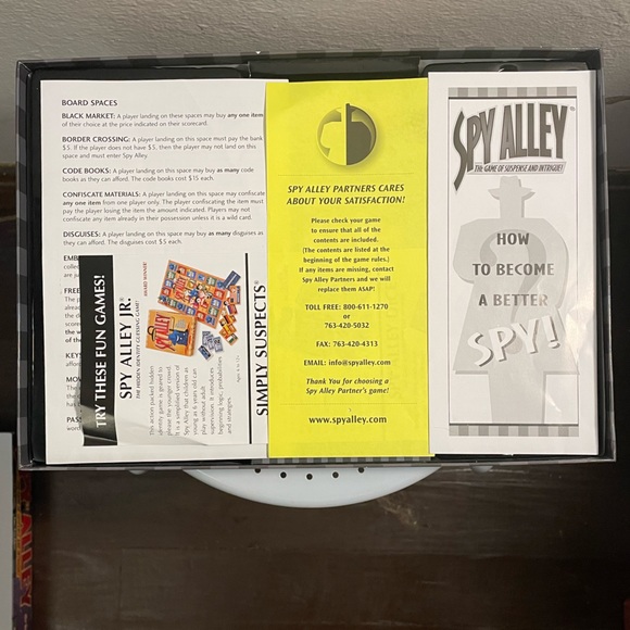 Spy Alley Board Game (The Game of Suspense and Intrigue!) - Picture 5 of 6